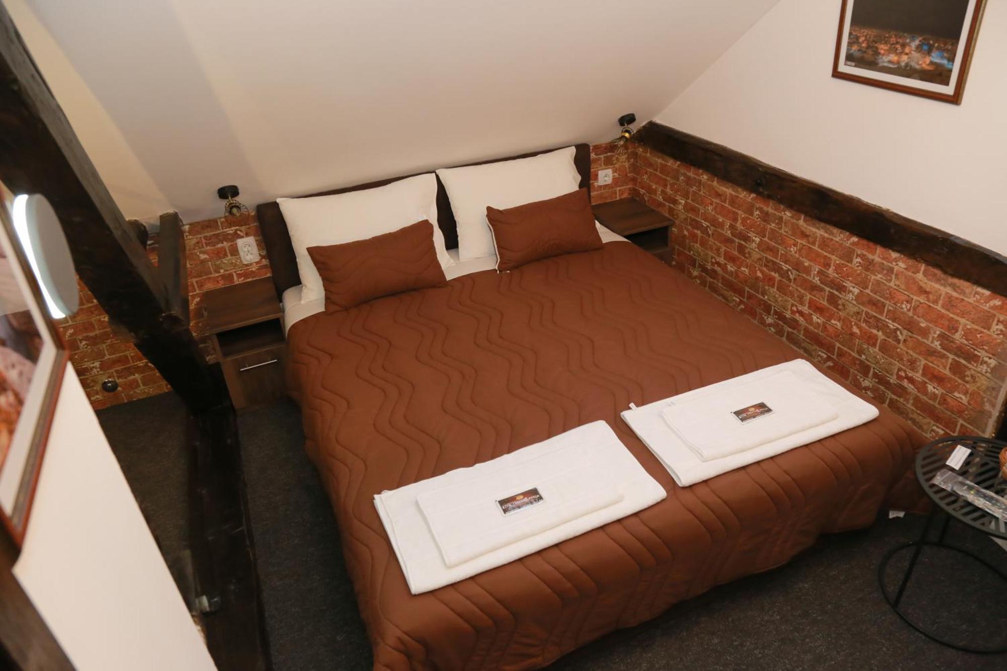 Pirocanac Rooms & Restaurant "Breakfast-Lunch-Dinner" Pirot Rom bilde